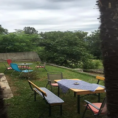 Guesthouse Villa Manda